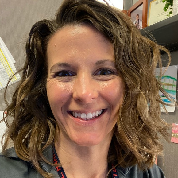 Meet your Posher, Erika - Picture 1 of 1